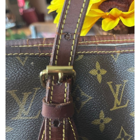 Authentic Louis Vuitton Bucket Bag - Picture 5 of 14